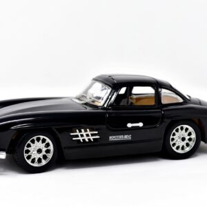 Classic Black Mercedes-Benz Diecast Model Car – Vintage 1:32 Scale